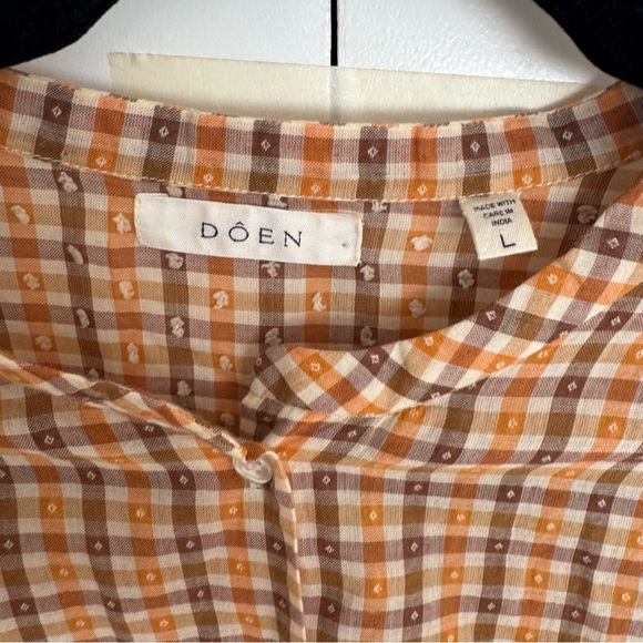 DOEN Scarlet Blouse Orange Meringue Plaid
Cotton Top Blouse - Picture 5 of 8